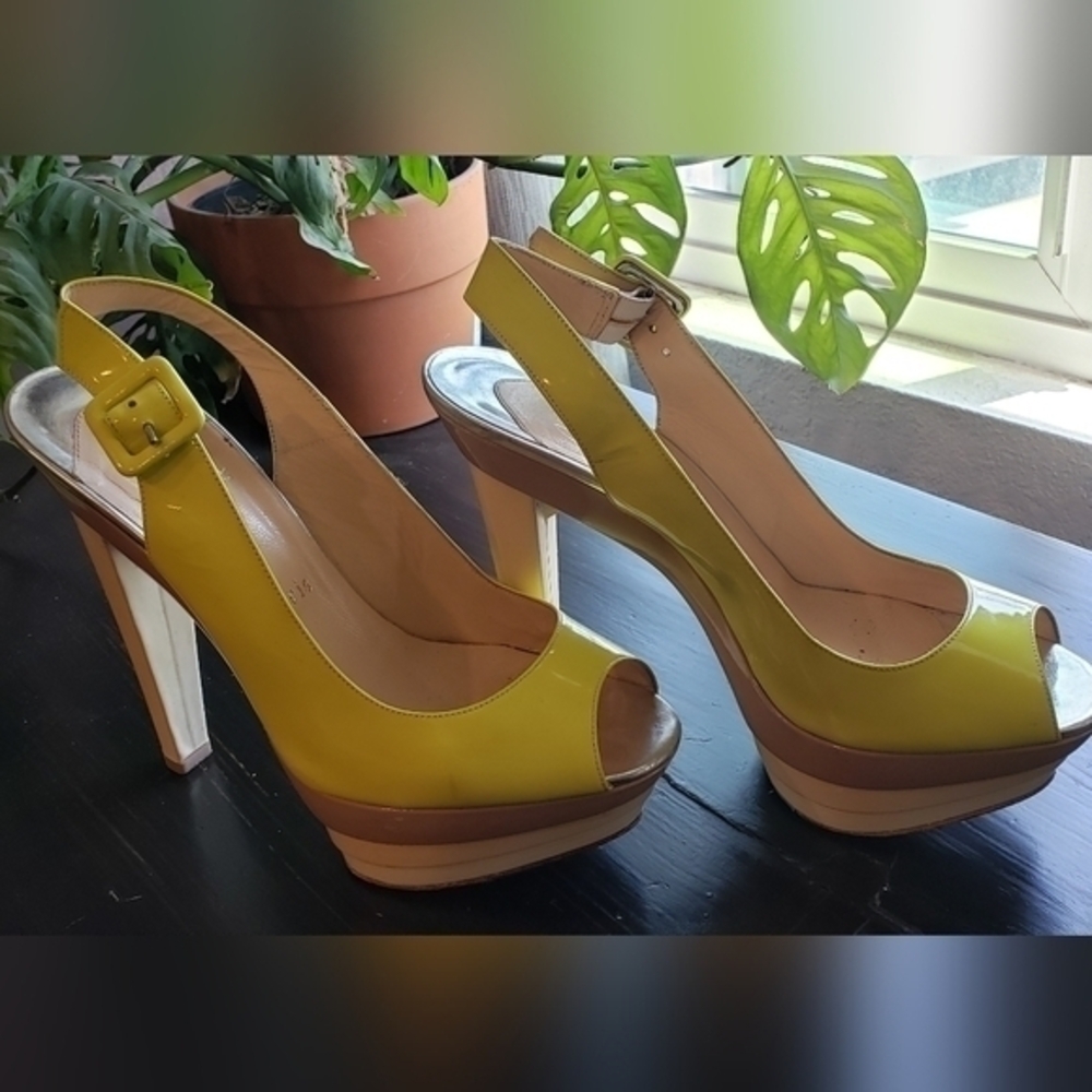 Christian Louboutin Slingback Sandals Green, Tan Platform. 38